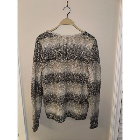 Women’s Orvis  Knit Sweater Gray Striped Small - Picture 4 of 4
